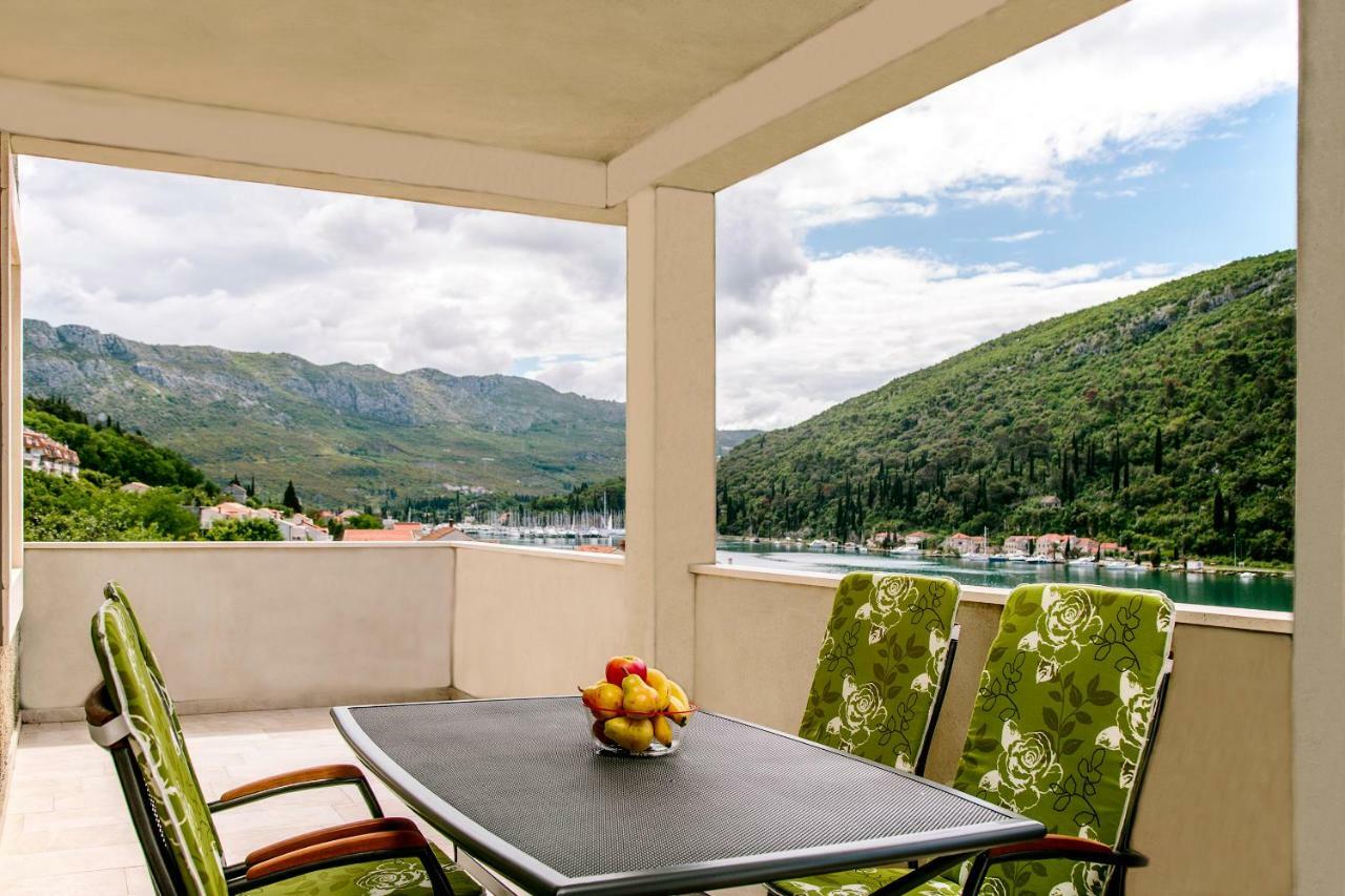 Dubravka Apartmani Mokosica Bagian luar foto